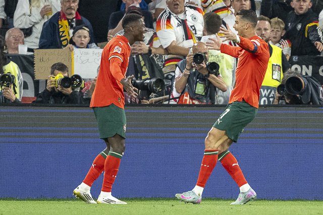 Ronaldo feiert das 1:2