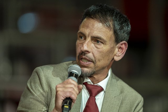 Alexander Reil in der Talkrunde