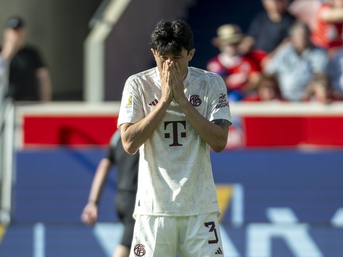 Minjae Kim schlägt in der Schlussphase die Hände vors Gesicht